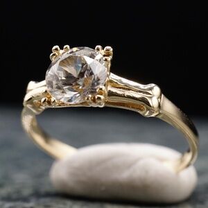 Stunning Midcentury Engagement Ring 6mm Fiery White Sapphire 10k Yellow Gold